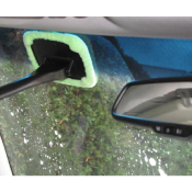 RACLETTE NETTOYANTE PARE-BRISE AUTOGLASS-CLEANER 